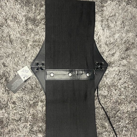 Plus Size Corset Stretch Belt - Picture 4 of 5